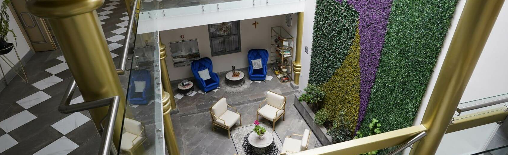 Adamas House Hotel