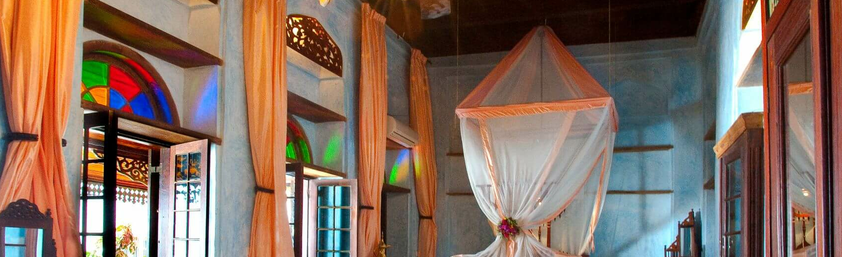 Emerson Spice Hotel