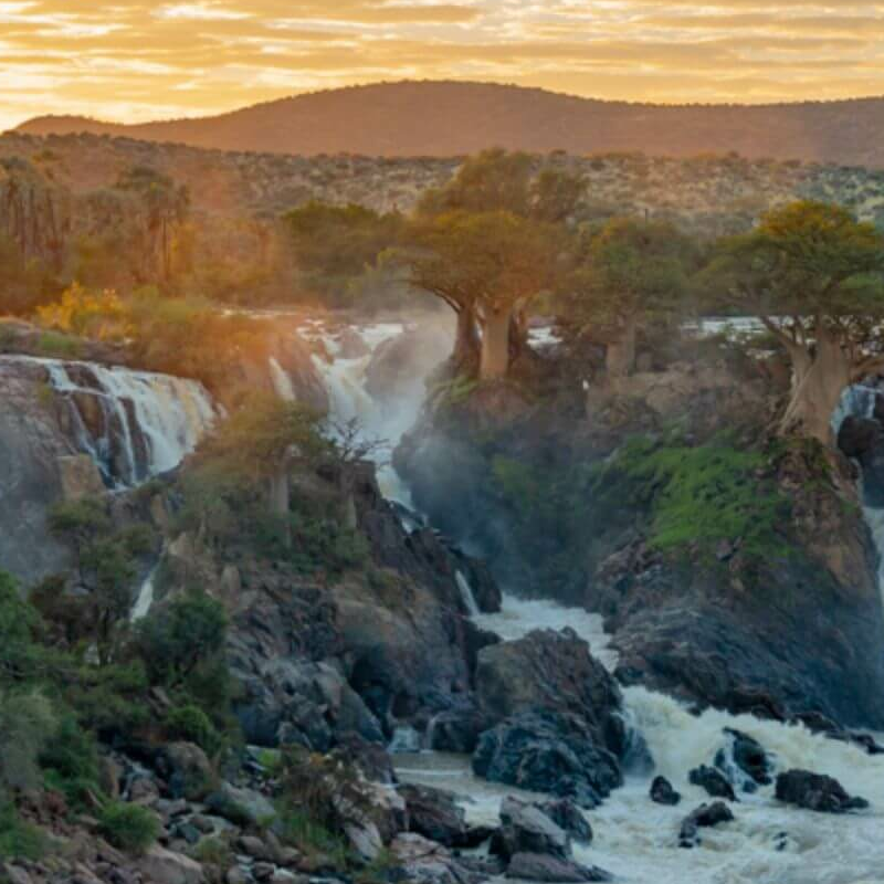 Namibia Grand Safari: Überland- und Fly-in-Safari