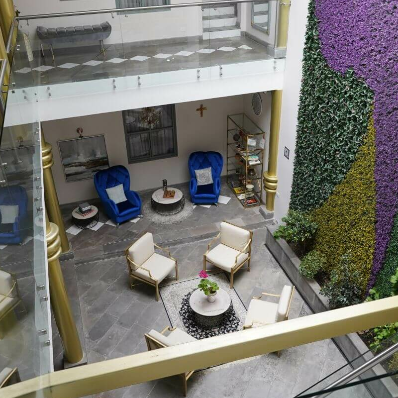 Adamas House Hotel