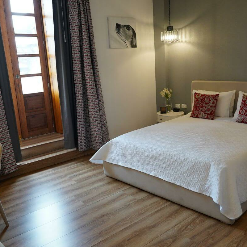 Adamas House Hotel
