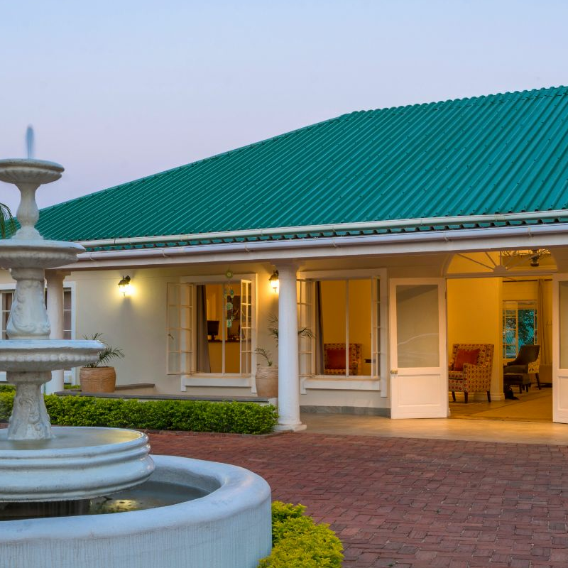 Batonka Guest Lodge