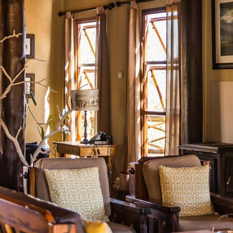 Desert Horse Inn
