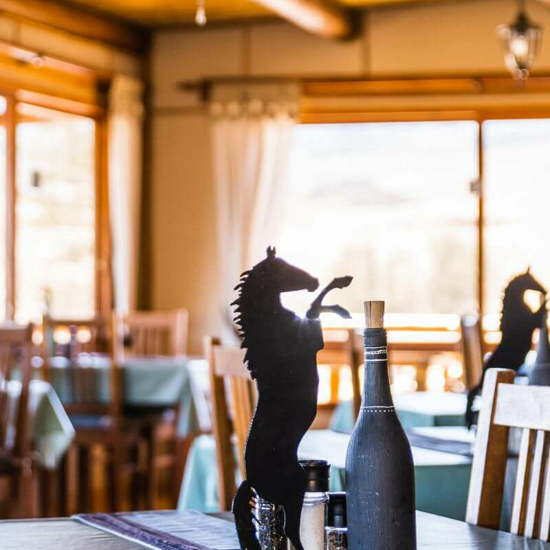 Desert Horse Inn