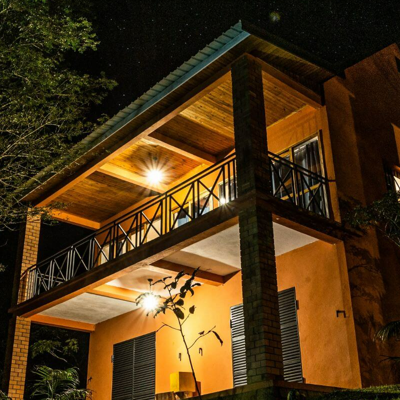 Eulophiella Hotel