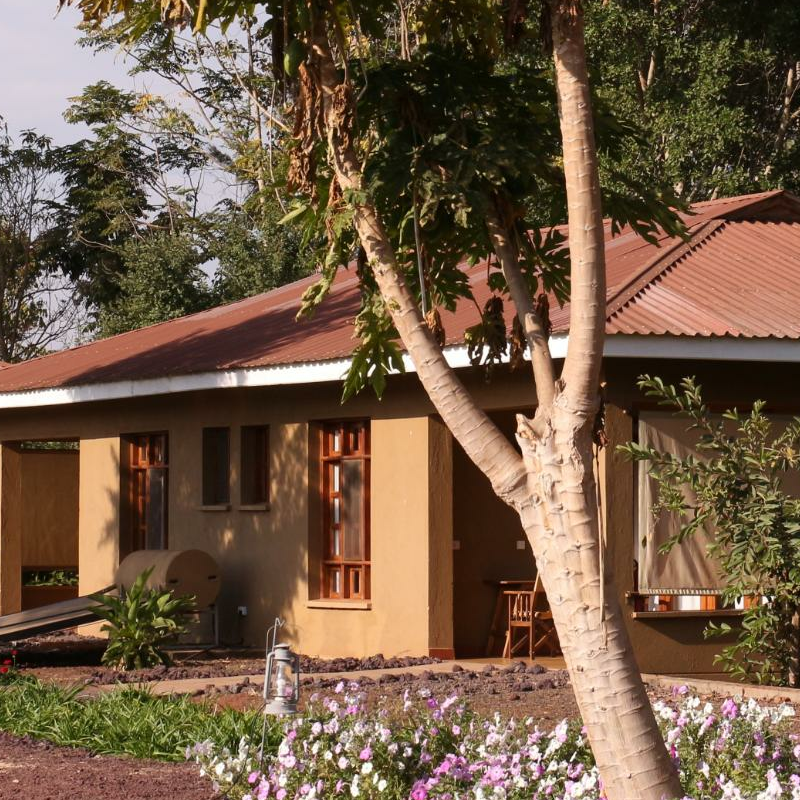 Farm House Valley Lodge
