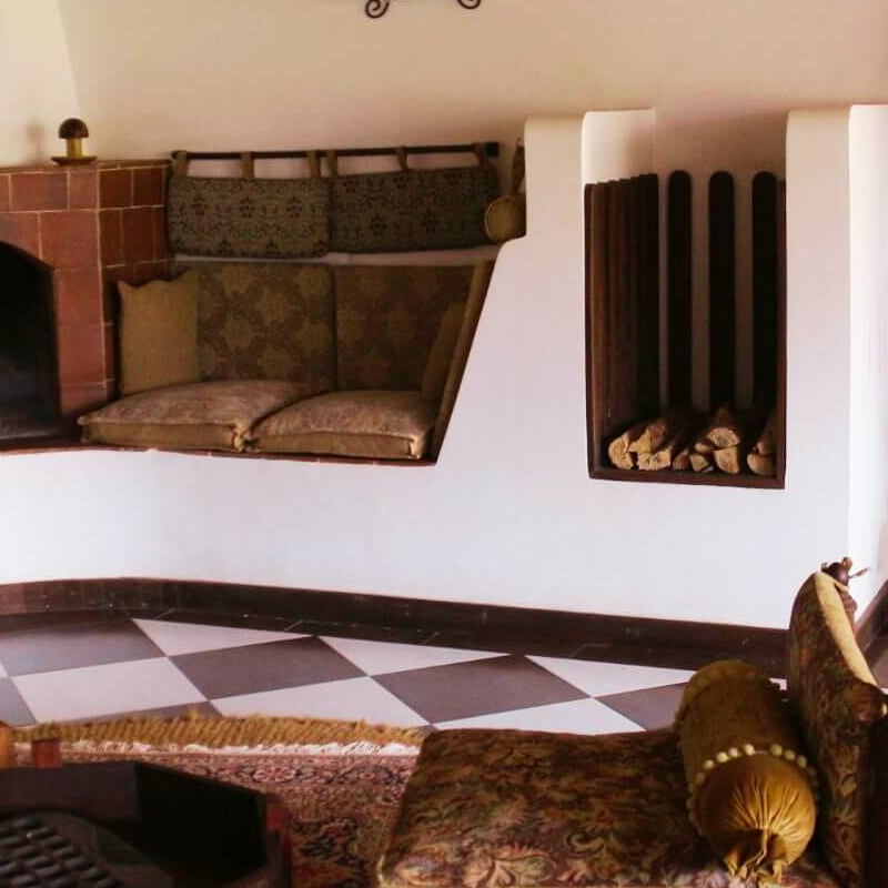 Hatari Lodge
