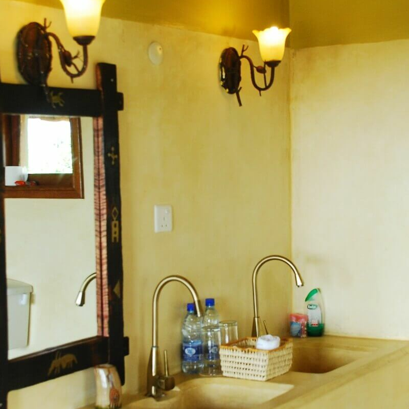 Ihamba Safari Lodge