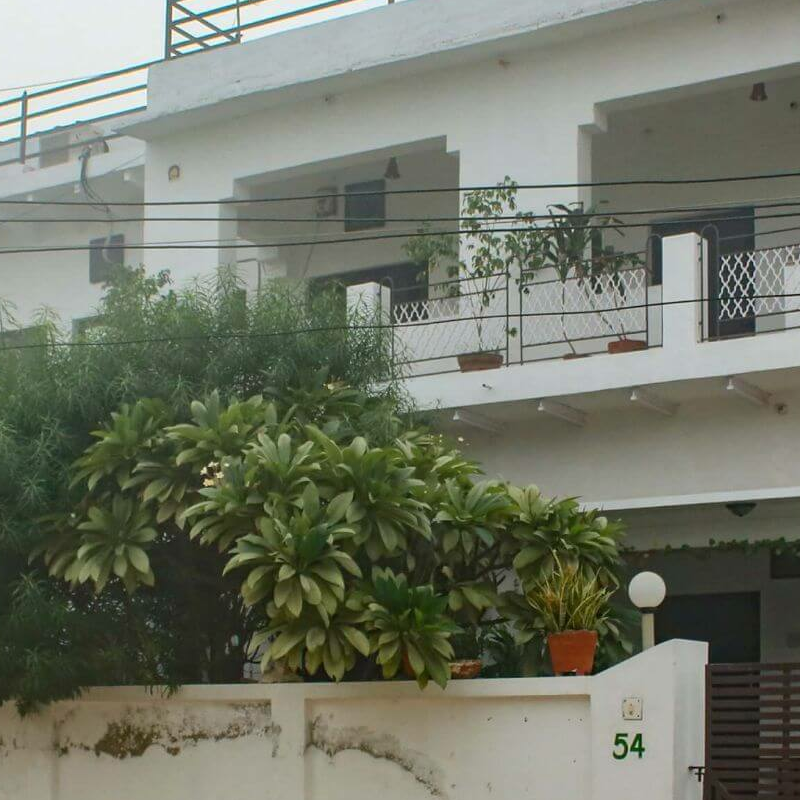 Iora Guesthouse
