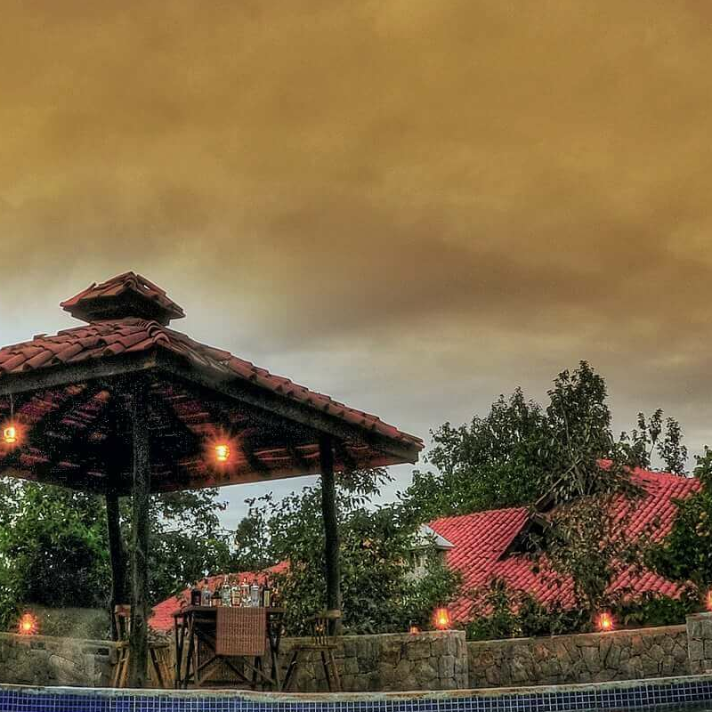 Kanha Earth Lodge