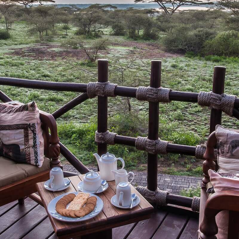 Lake Ndutu Luxury Lodge