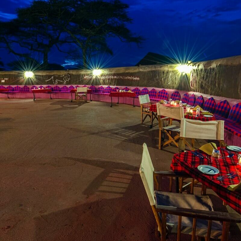 Lake Ndutu Luxury Lodge