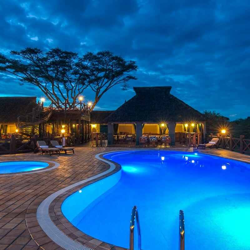 Lake Ndutu Luxury Lodge