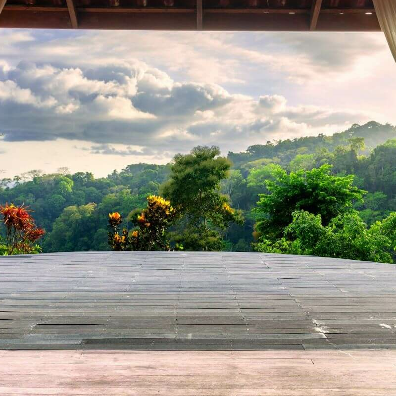 Luna Lodge