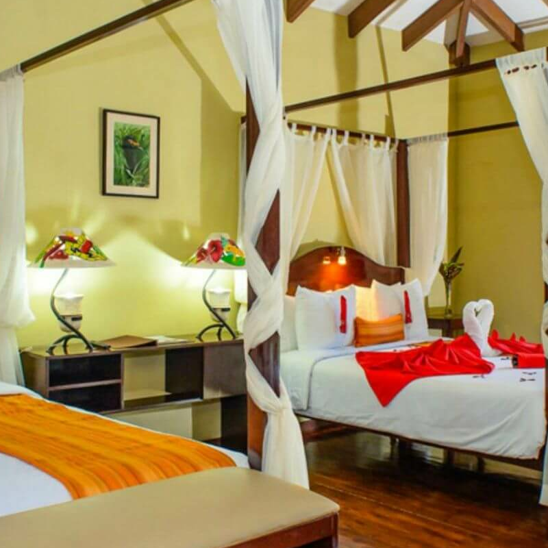 Manatus Hotel