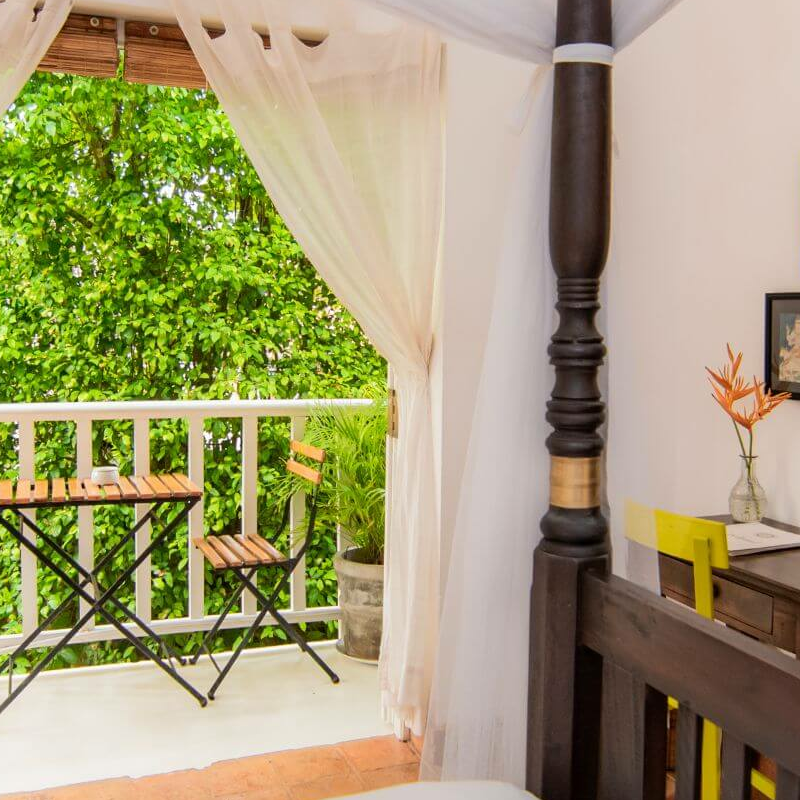Mango House