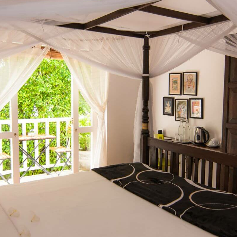 Mango House