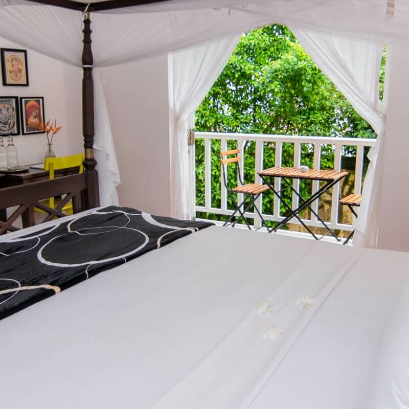 Mango House