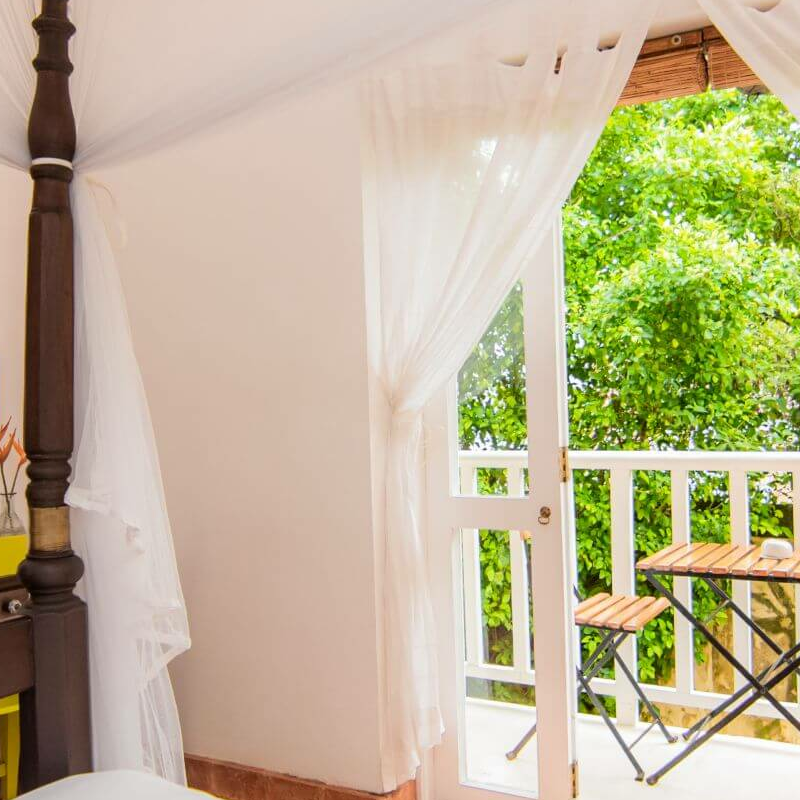 Mango House