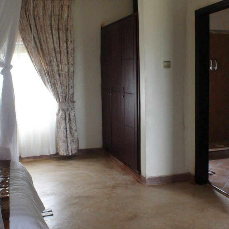 Pakuba Safari Lodge