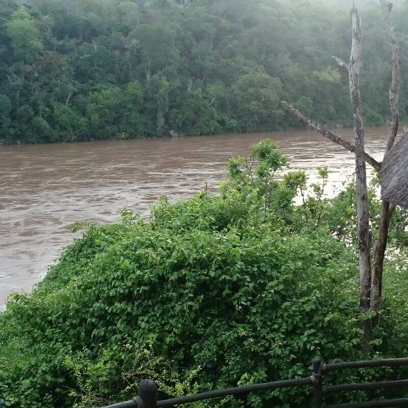 Serena Mivumo River Lodge