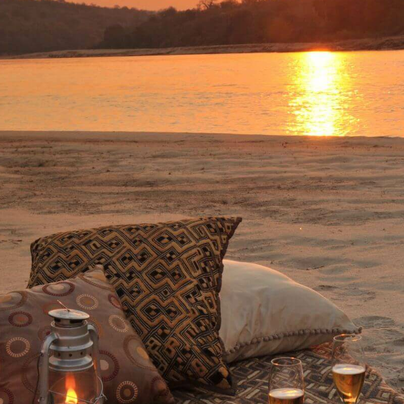 Serena Mivumo River Lodge