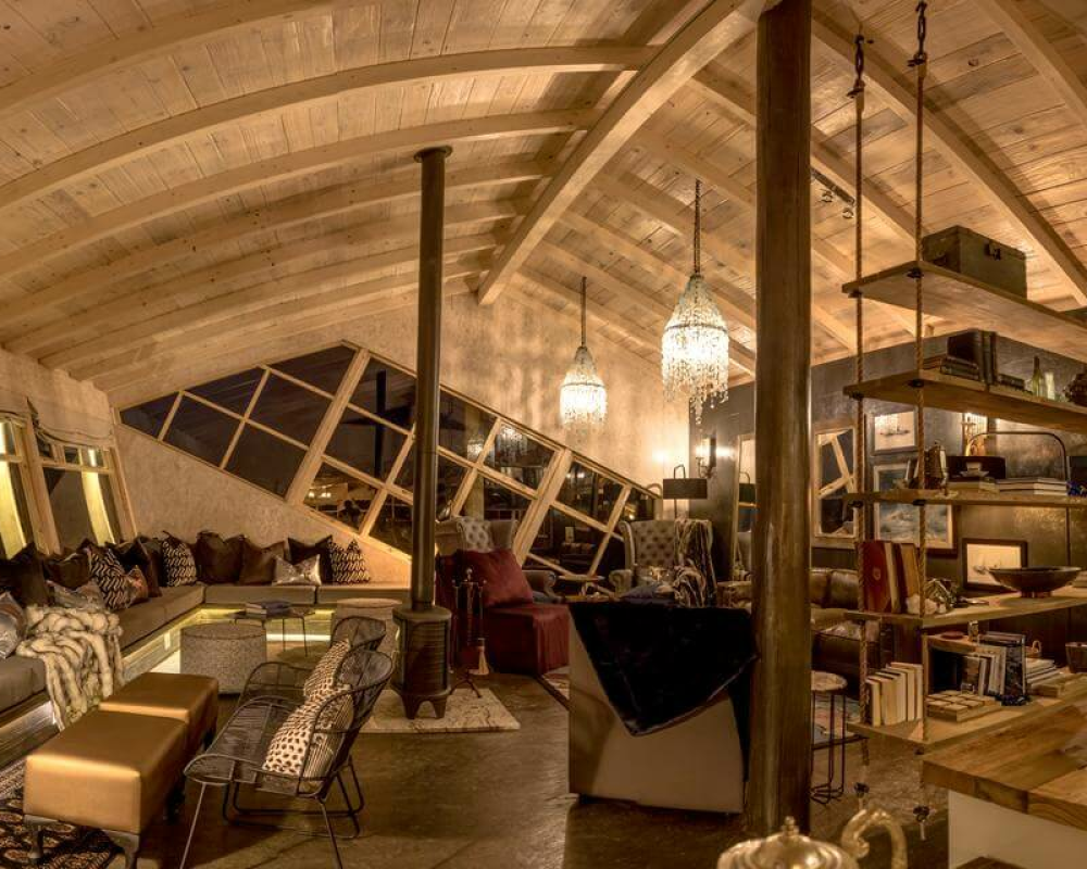 Shipwreck Lodge