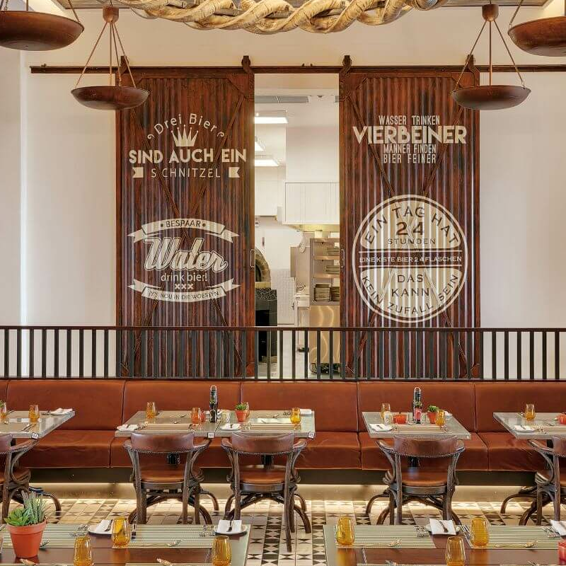 Strand Hotel
