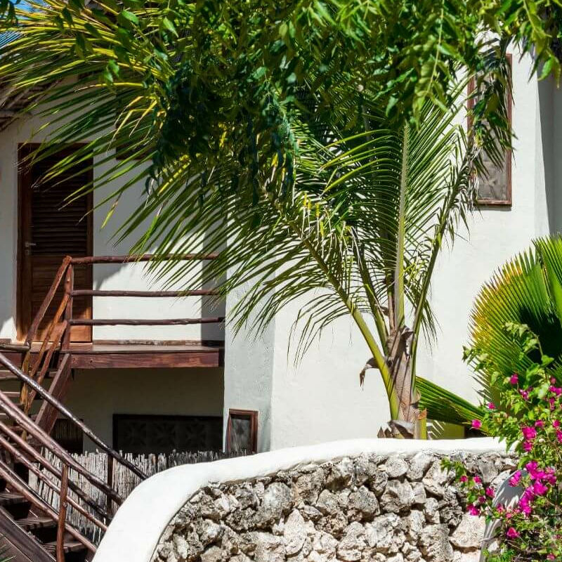 Sunshine Marine Lodge
