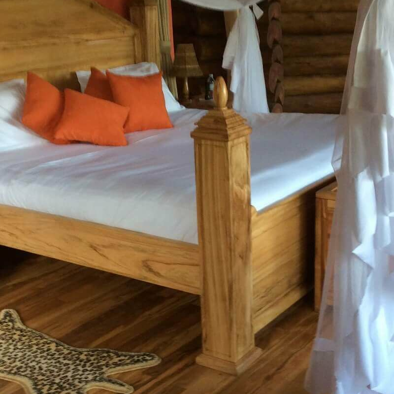 Trackers Safari Lodge