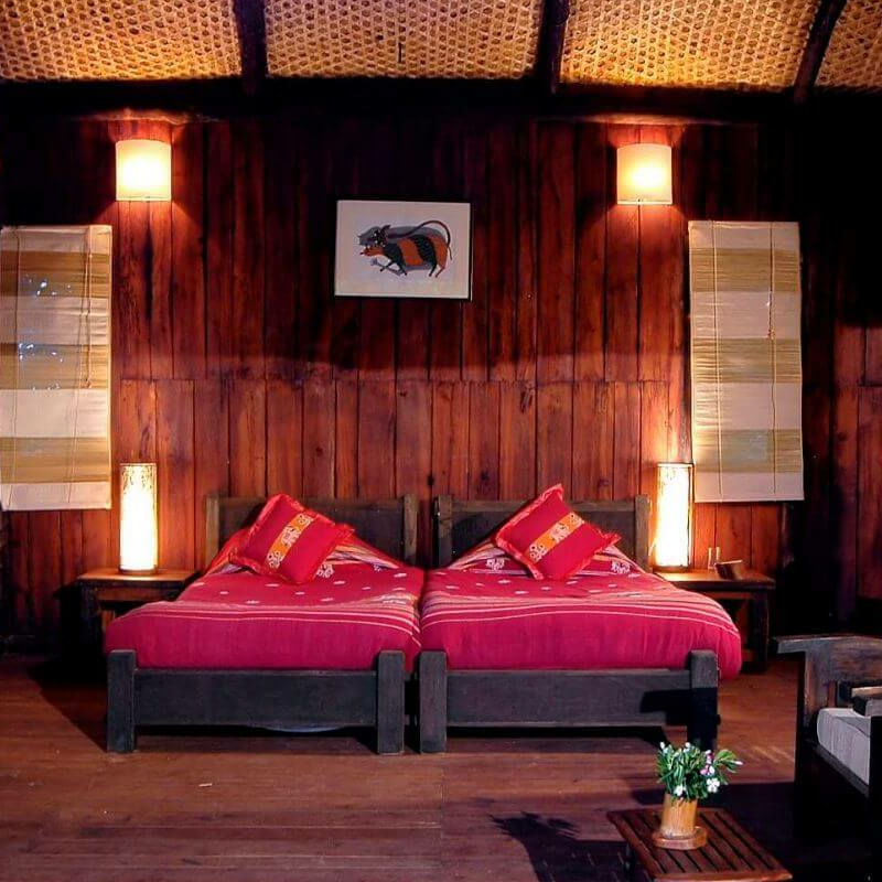 Tree House Hideaway