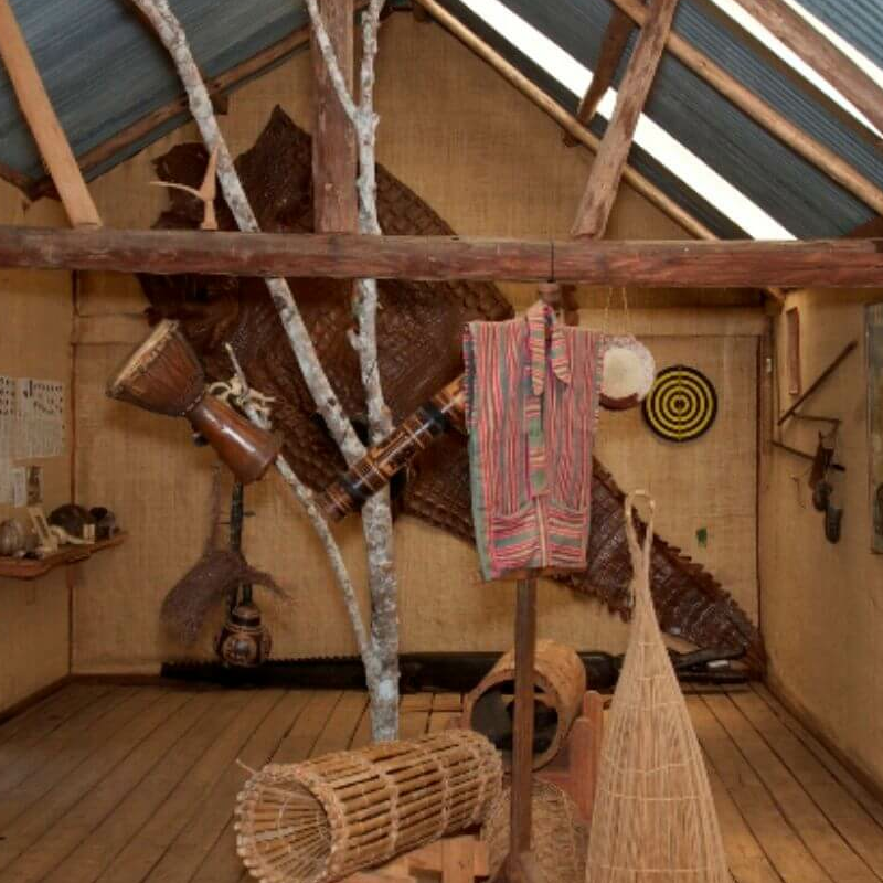 Vakona Forest Lodge
