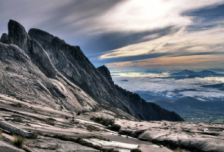 Bergsteigen auf Borneo