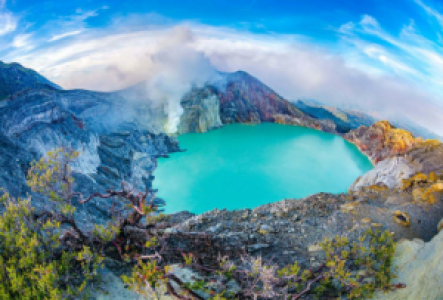Besuch den Ijen-Vulkan und den Ijen-See