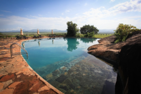 Apoka Safari Lodge