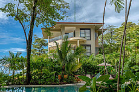 Arenas del Mar Resort