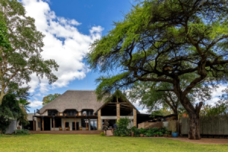 Chobe River Lodge