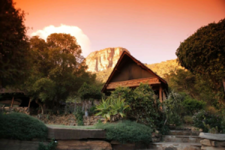 Desert Rose Lodge