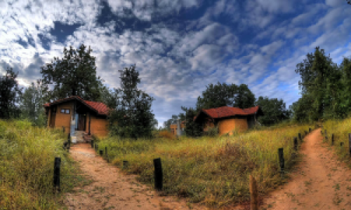 Kanha Earth Lodge