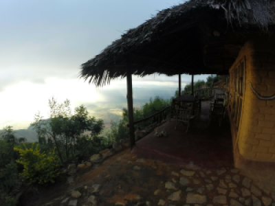 Mambo Cliff Inn