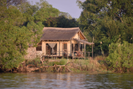 Pinnon Safari Lodge