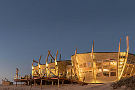 Shipwreck Lodge
