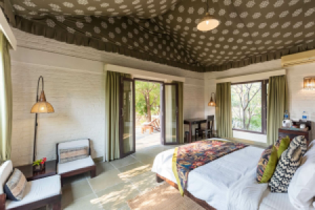 Vanaashrya Resort